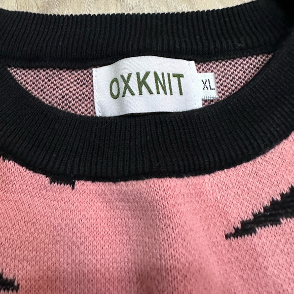 ✨NWT✨ Oxknit Pink Tiger Short Sleeve Sweater - Picture 3 of 5